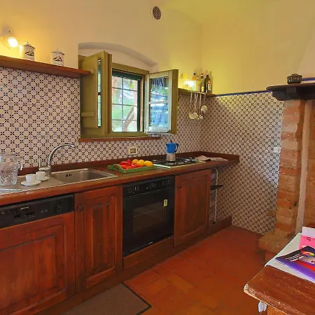 Belvilla By Oyo Casolare Due